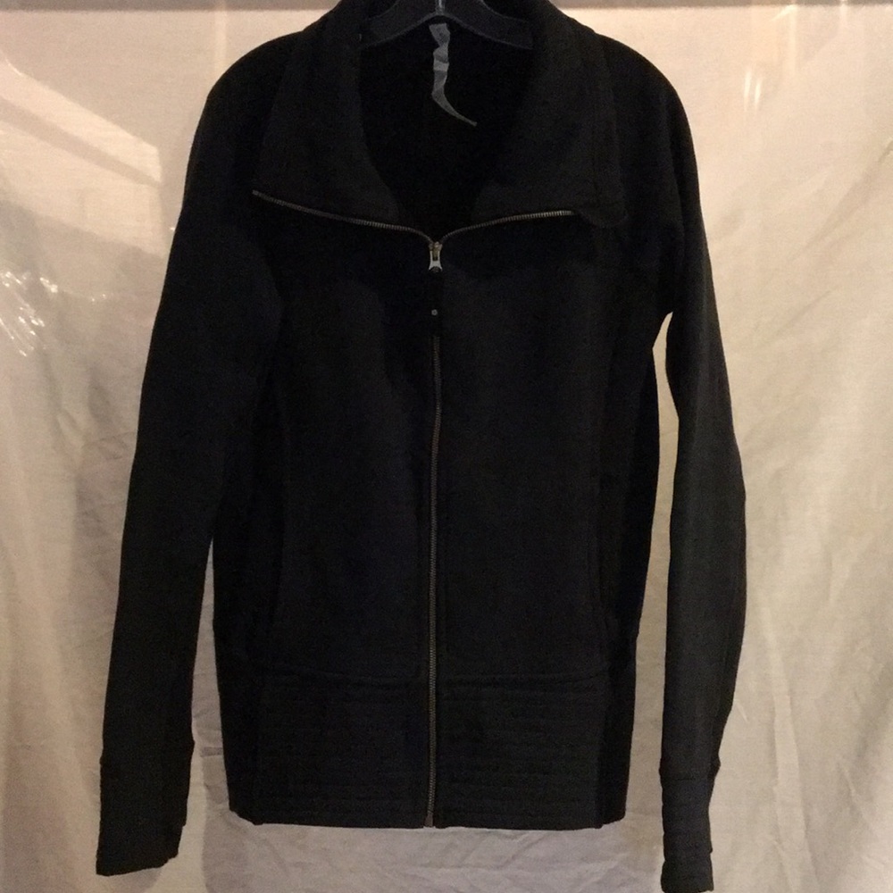Women’s lululemon jacket